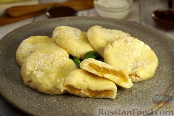 Сырники с начинкой (в микроволновке)