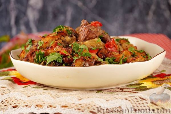 Жаркое с картошкой, печенью индейки и яблоками (в духовке)