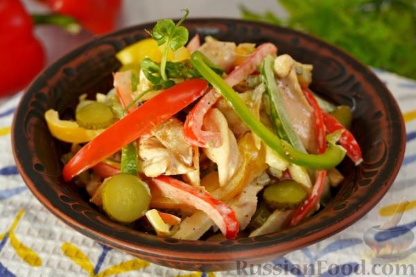 Салат «Пражский» с курицей