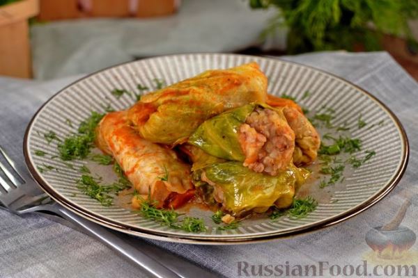 Голубцы с гречкой, картофелем и шкварками
